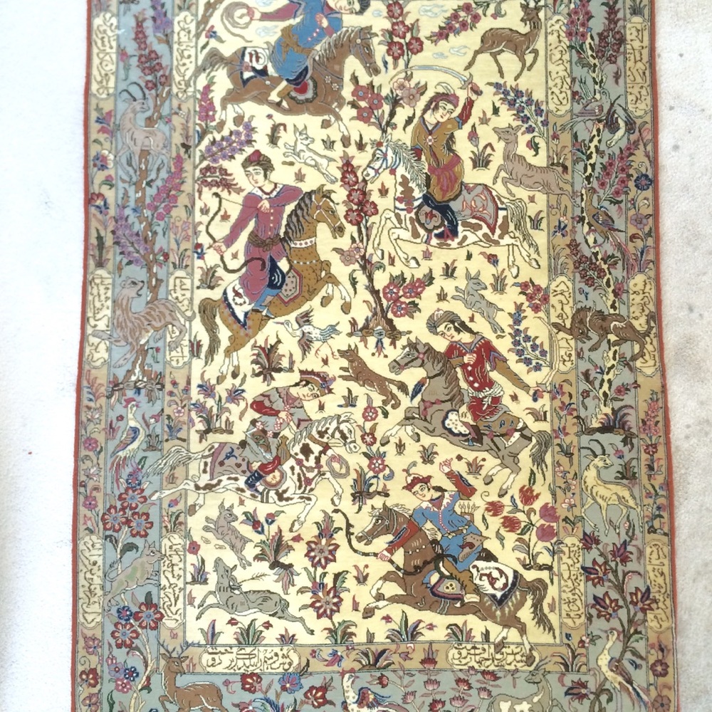 Semi antique Hand knotted Persian rug. 3'7"x5'6"